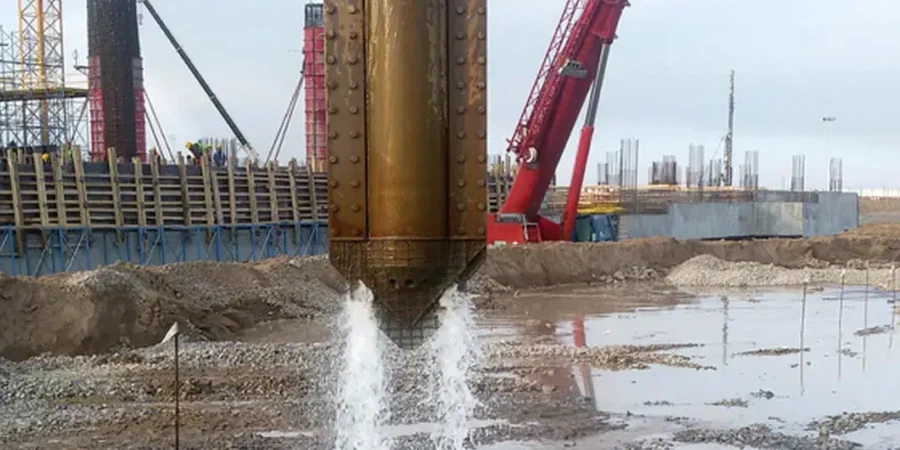 Diseño de vibrocompactación en Alto Hospicio: compactación profunda para suelos granulares sueltos en zona sísmica
